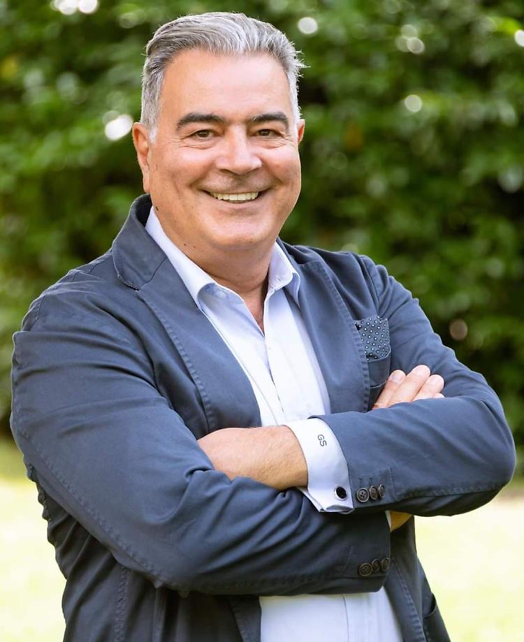 Il sindaco Giovanni Sgroi si &egrave; dimesso