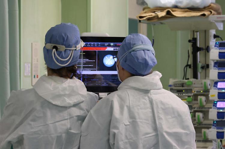 Covid, cambia il conteggio dei ricoveri. Esclusi i positivi asintomatici in ospedale per altre cause