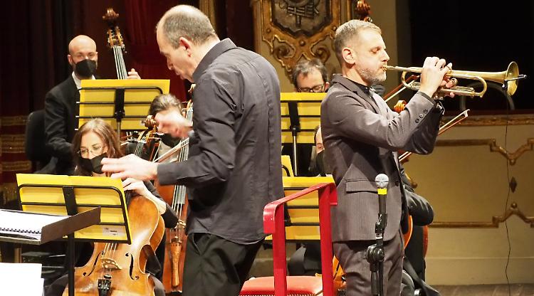 #DIRITTODICRITICA: Fabrizio Bosso e l'Orchestra di Padova e del Veneto, le recensioni degli studenti