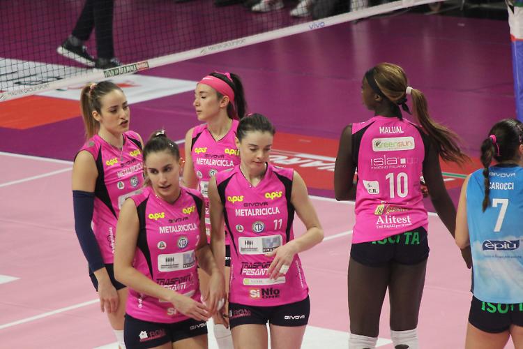 Volley, 