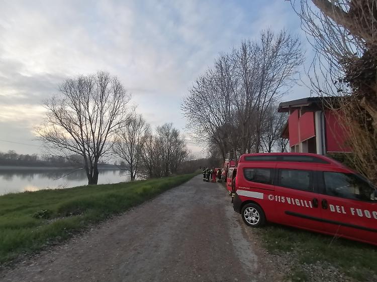 Ritrovato nel Po a Boretto il corpo del 60enne cremonese