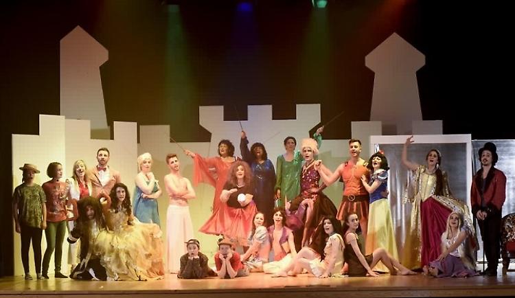 La Compagnia teatrale I Viavai presenta: "Varietà Disney"