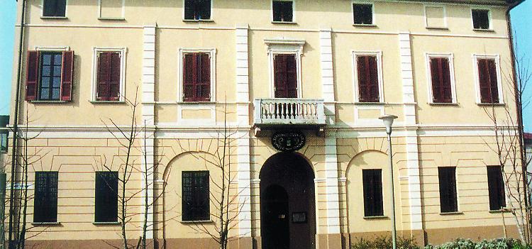 Rifiuti, il Comune trova un tesoretto e dimezza la tassa 