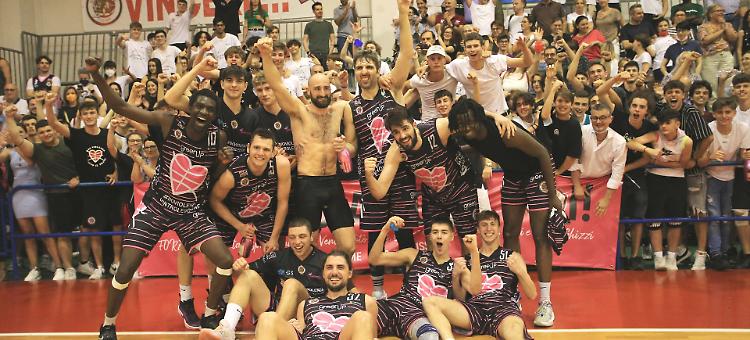 Basket: Pallacanestro Crema tutto cuore. Arriva la salvezza