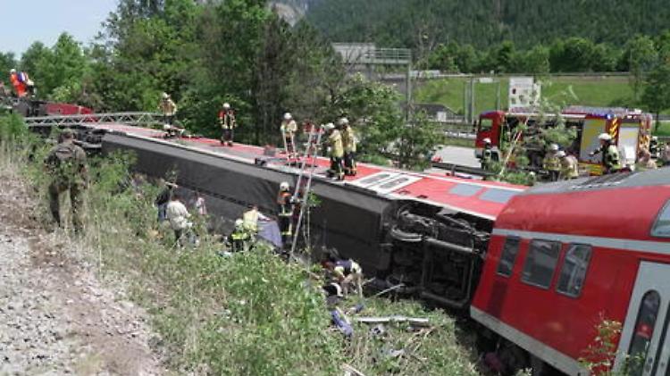 Treno deraglia in Baviera: almeno 3 morti e 60 feriti