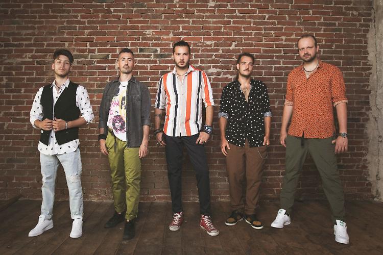 Serata Disco Pop con la musica degli Absolute5
