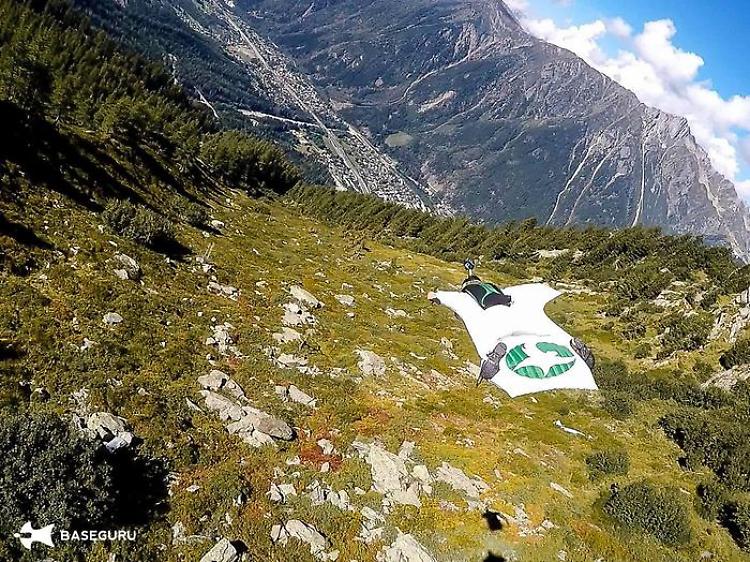 Schianto in tuta alare sul Monte Bianco, morto base jumper