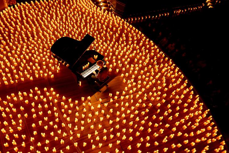 Musica sotto le stelle a lume di candela
