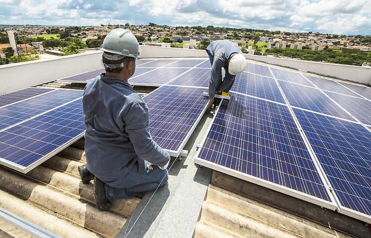 Fotovoltaico sui capannoni, occasione da non perdere