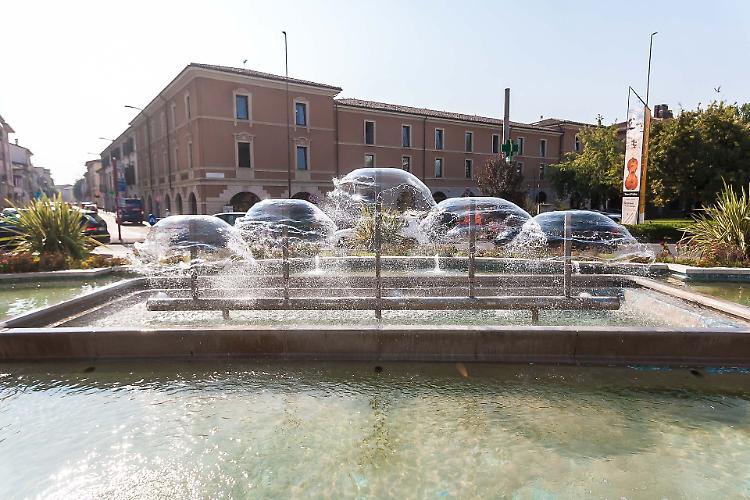 Totem "Porte della citt&agrave;", i lavori iniziano il 29 agosto in piazza Cadorna