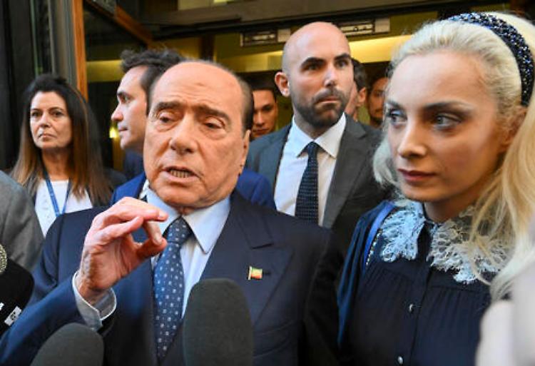 Governo, Berlusconi: 'Da Meloni sì a Casellati alla giustizia'.