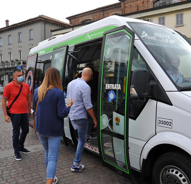 Miobus e Corrierina, &egrave; stangata biglietti: &laquo;Aumento del 15%