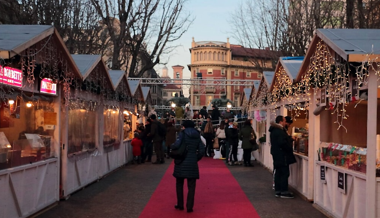 Mercatino di Natale nel bosco del paese