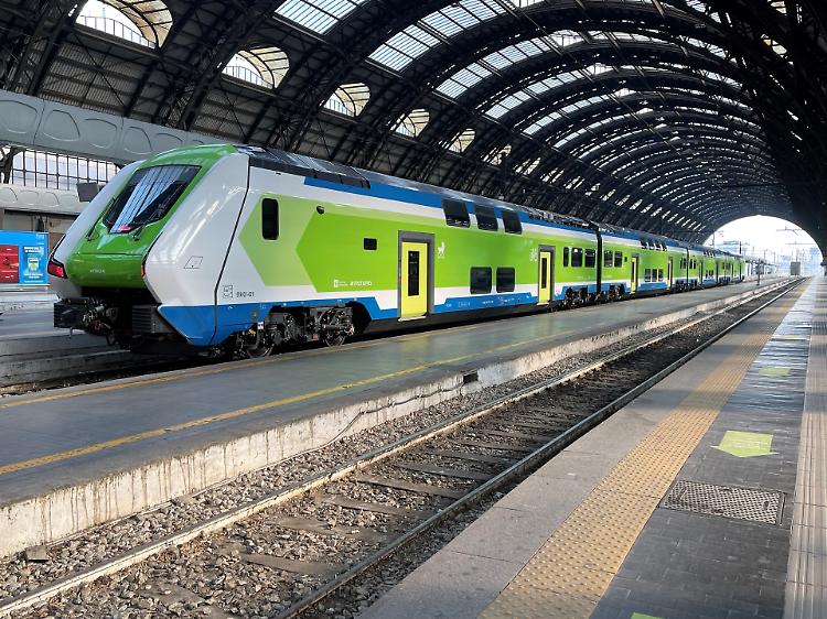 Treni: in Lombardia 85 nuovi convogli, altri 50 nel 2023