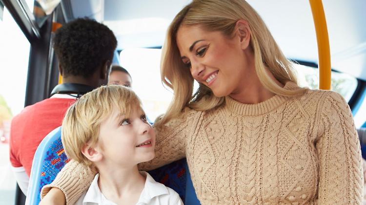 Mobilit&agrave;, a scuola in Miobus: mamme e ragazzi prenotano con l&rsquo;app