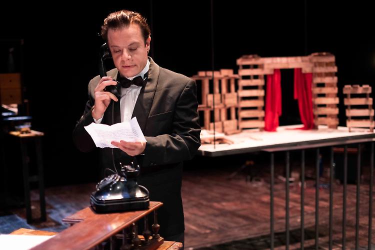 Al teatro di Ragazzola c'è l'attore Lino Musella