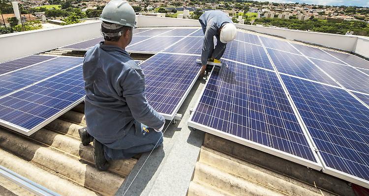 Energia solare, per le parrocchie arriva la svolta green