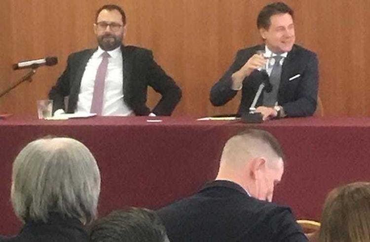 Caso Superbonus 110%: i truffati a confronto con Conte