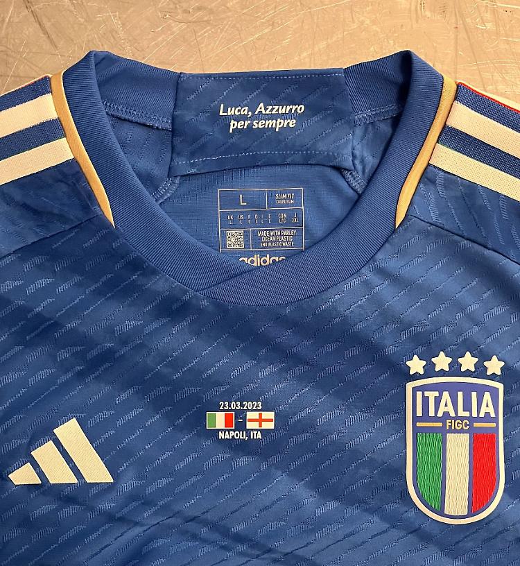 Per Italia-Inghilterra maglia speciale per commemorare Vialli
