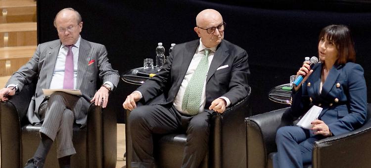 La tavola rotonda: &laquo;Noi essenziali&raquo;, nodo mano d'opera