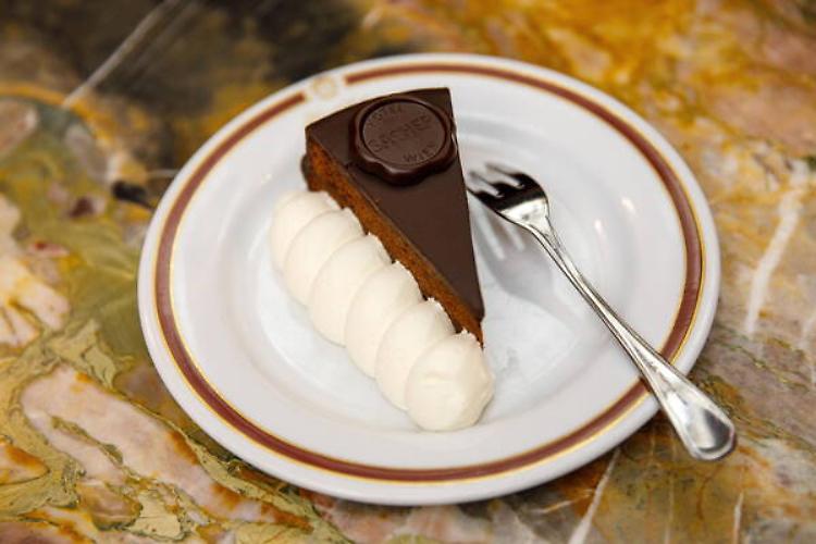 Sacher, prezzi troppo alti a Trieste:polemica sulle parole del sindaco