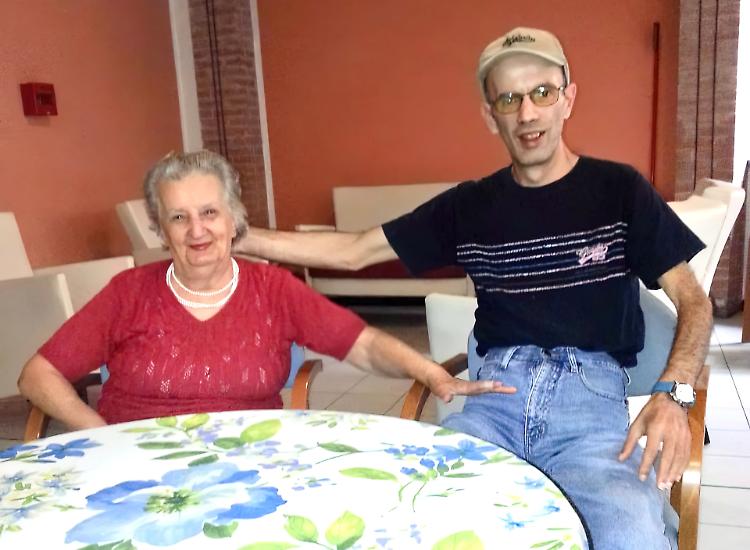 Luca e mamma, l'abbraccio dopo quattro anni
