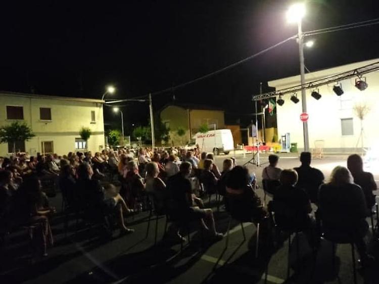 Spettacolo teatrale "Lui,Lei...gli altri"