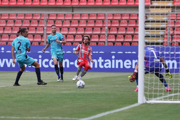 Coppa Italia: risultato fermo sull'1-1 al 90' tra Cremonese e Crotone, si va ai supplementari