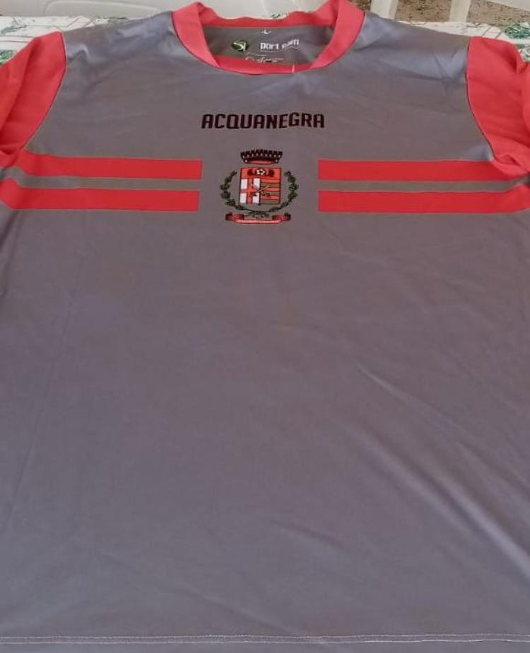 Calcio: dallo stile marmo alle righe è follia maglie
