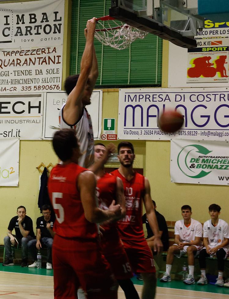 Basket B Interregionale: 'Piadena, la differenza arriva dal gruppo'