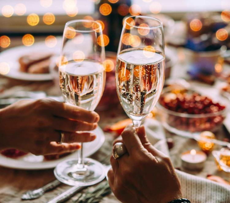 Capodanno: cenoni per tutte le tasche, locali sold out ovunque