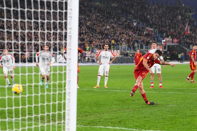Mourinho: 'La Cremonese non è una squadra di serie B...'