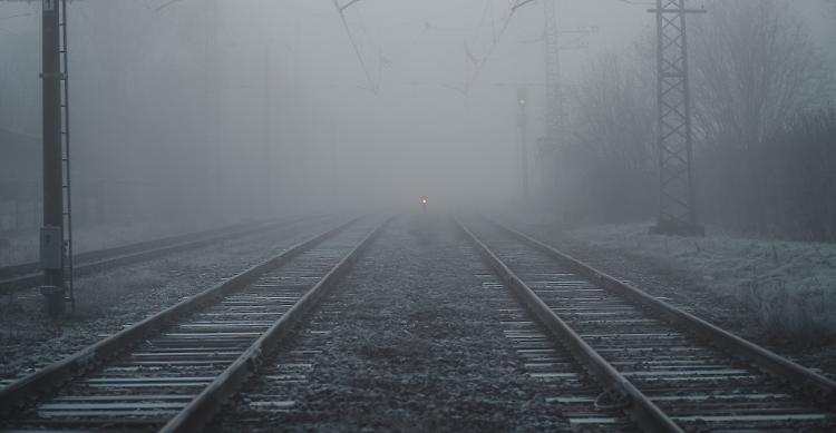 Treno per Milano in ritardo &laquo;per nebbia&raquo;, viaggiatori increduli