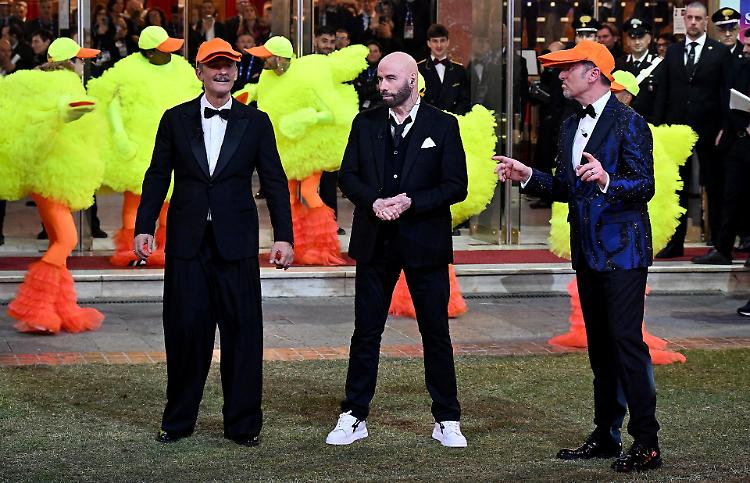Sanremo 2024: tra ritorni emozionanti, imbarazzi e show esplosivi