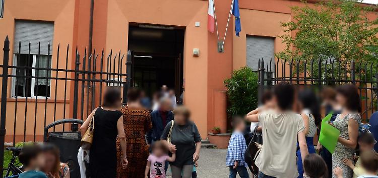 Materna Franceschini, classe addio: «I genitori in Comune!»