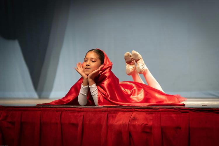 Spettacolo di bimbi per bimbi: Cappuccetto Rosso