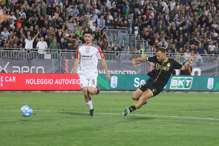 Finale Venezia-Cremonese: le formazioni ufficiali