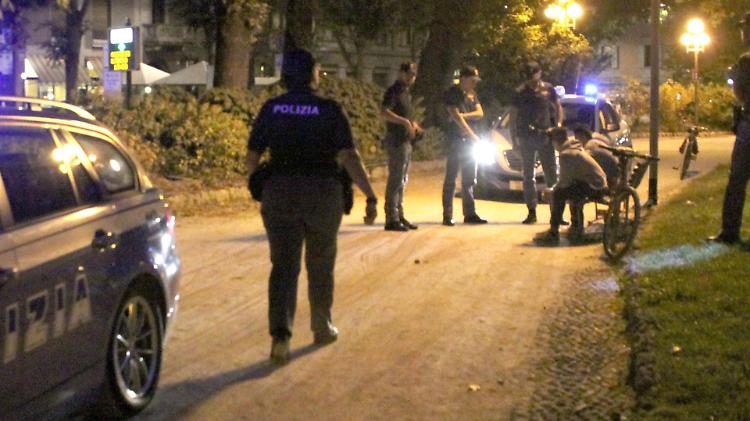 Ricercato tradito da un selfie, il pm chiede 5 anni per l'aggressore tunisino