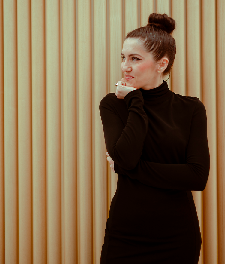 Clelia Cicero presenta “Première étude sur Piaf”