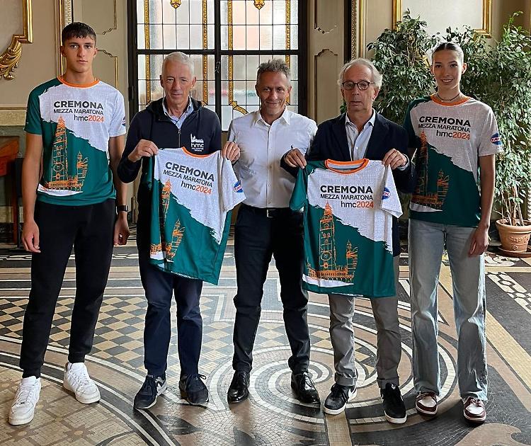 Ecco la medaglia ispirata al rosone del Duomo