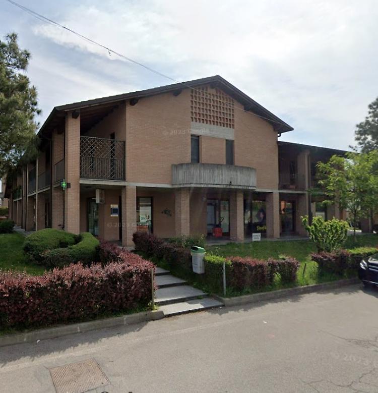 Ladri in azione alla farmacia, portato via il fondo cassa