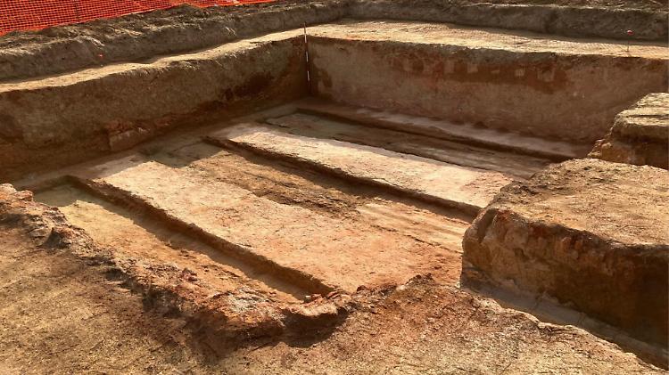 Dagli scavi del raddoppi ferroviario spunta un'antica fornace post-medievale