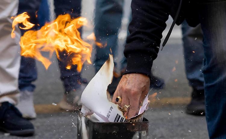 Caro gas: &laquo;Cos&igrave; &egrave; a rischio la nostra sopravvivenza&raquo;