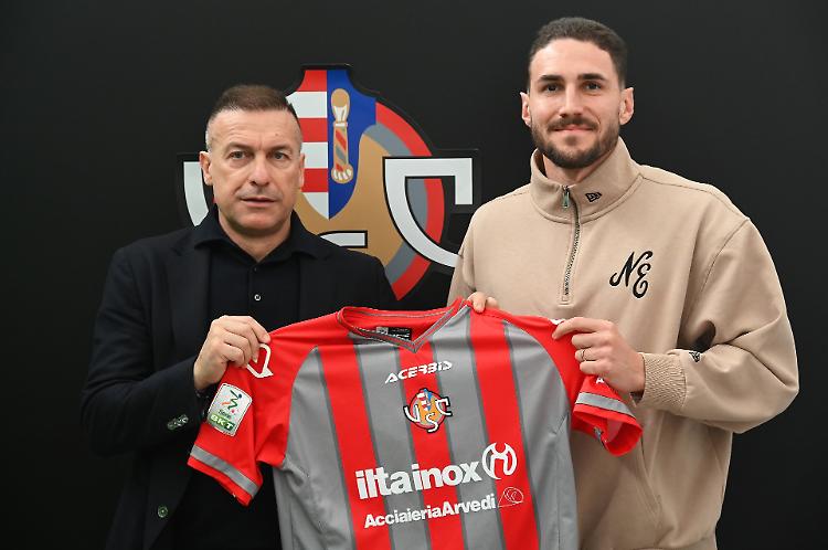 Alla Cremonese Paulo Azzi,  l'esterno che ha scalato le categorie