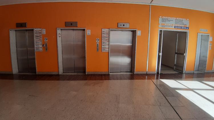 Ospedale, manutenzione straordinaria degli ascensori da giovedì 20 marzo 