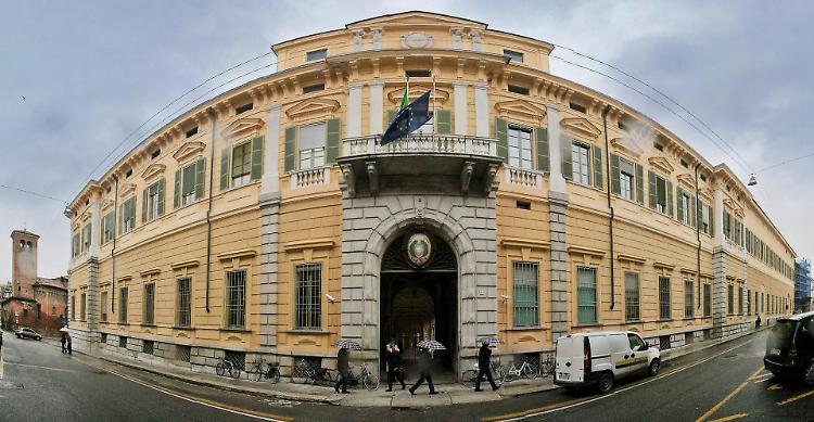 Truffa: la cena  a &lsquo;sbafo&rsquo; per 1.400 euro