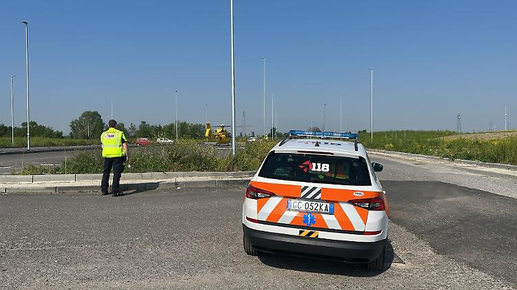  Cade dalla bicicletta e resta ferito gravemente