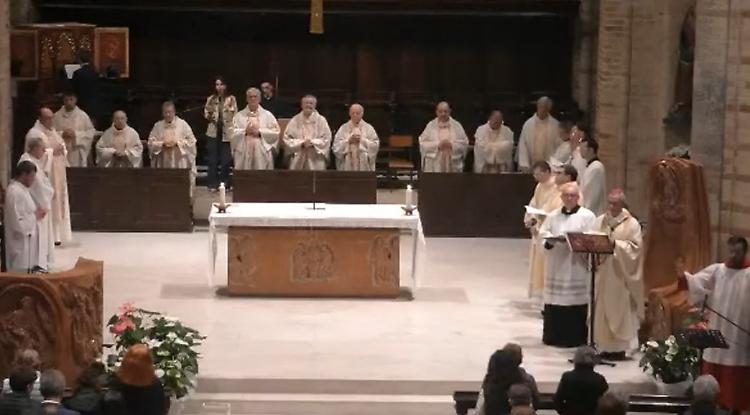 Uniti nella preghiera per il nuovo Papa