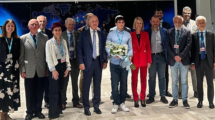 Premio Buzzella a Mattia Bettelli: «Impegno legato a doppio filo alla curiosità»