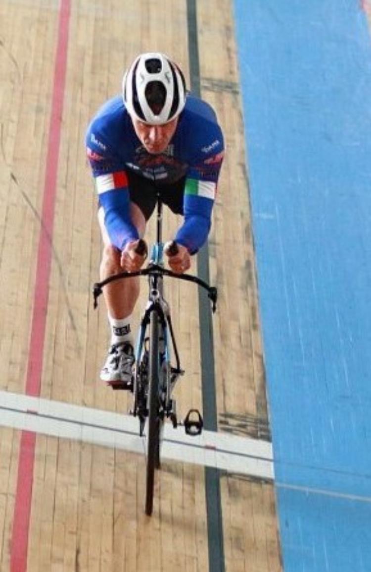 Devicenzi cerca il record in pista